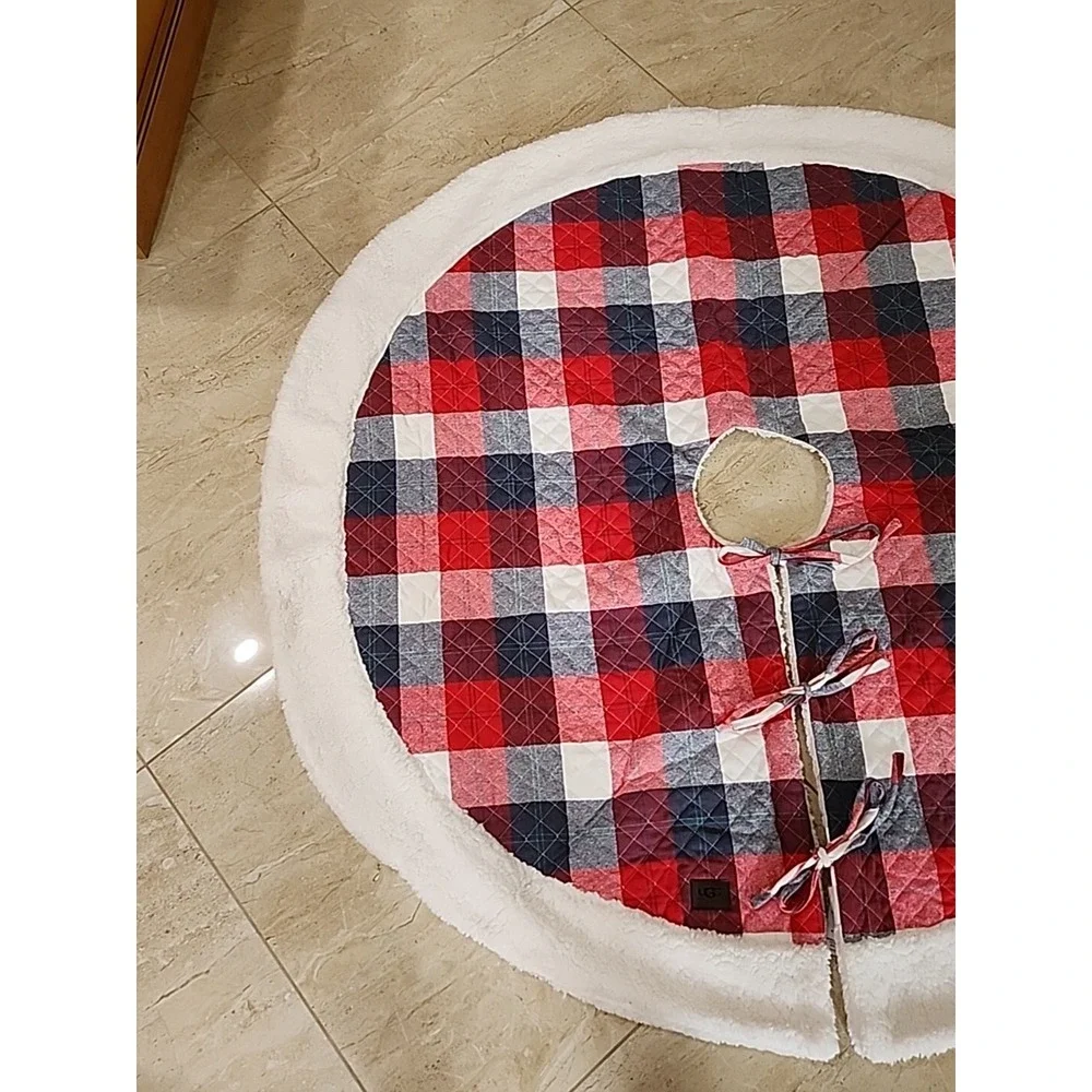 UGG Camper Plaid Tree Skirt Red/Grey Checkered Quilted Cotton & Sherpa Christmas